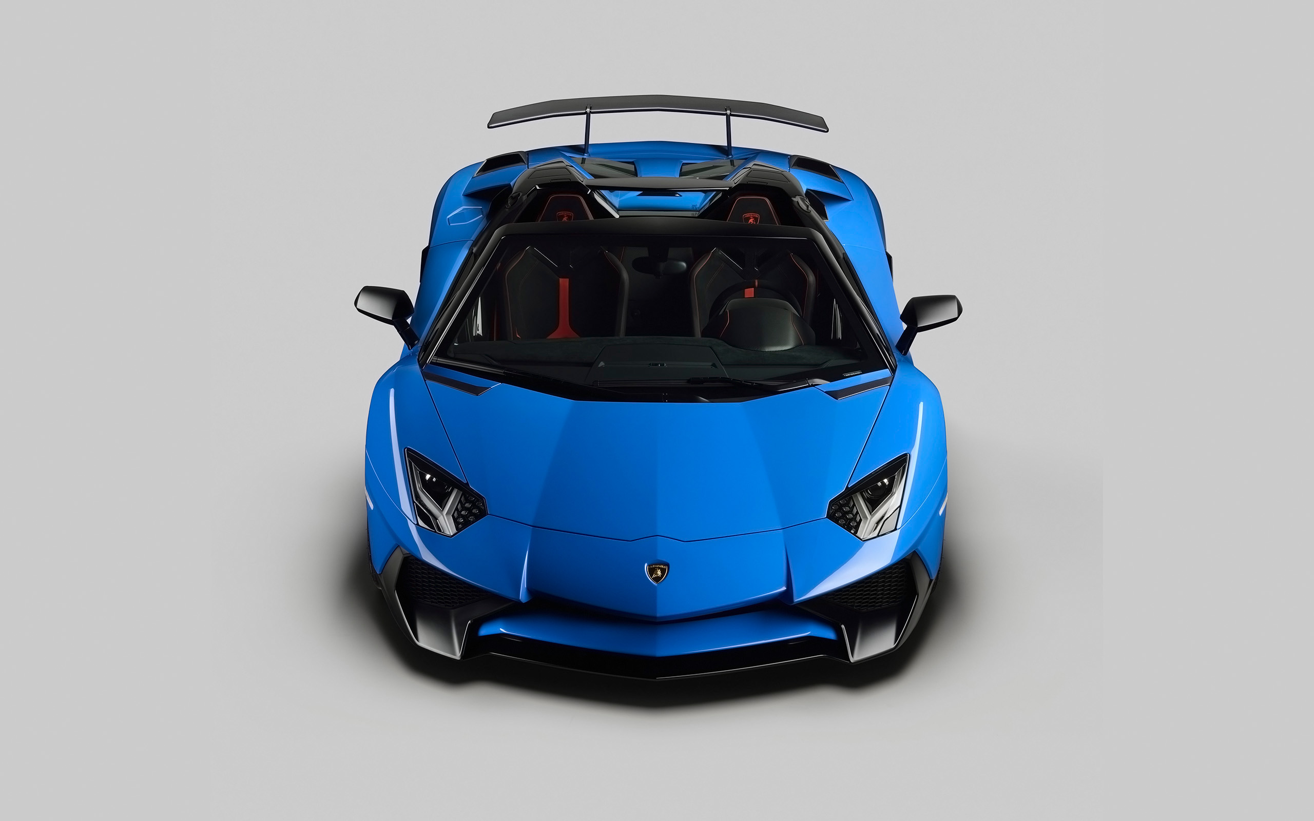 2016 Lamborghini Aventador Roadster Sv