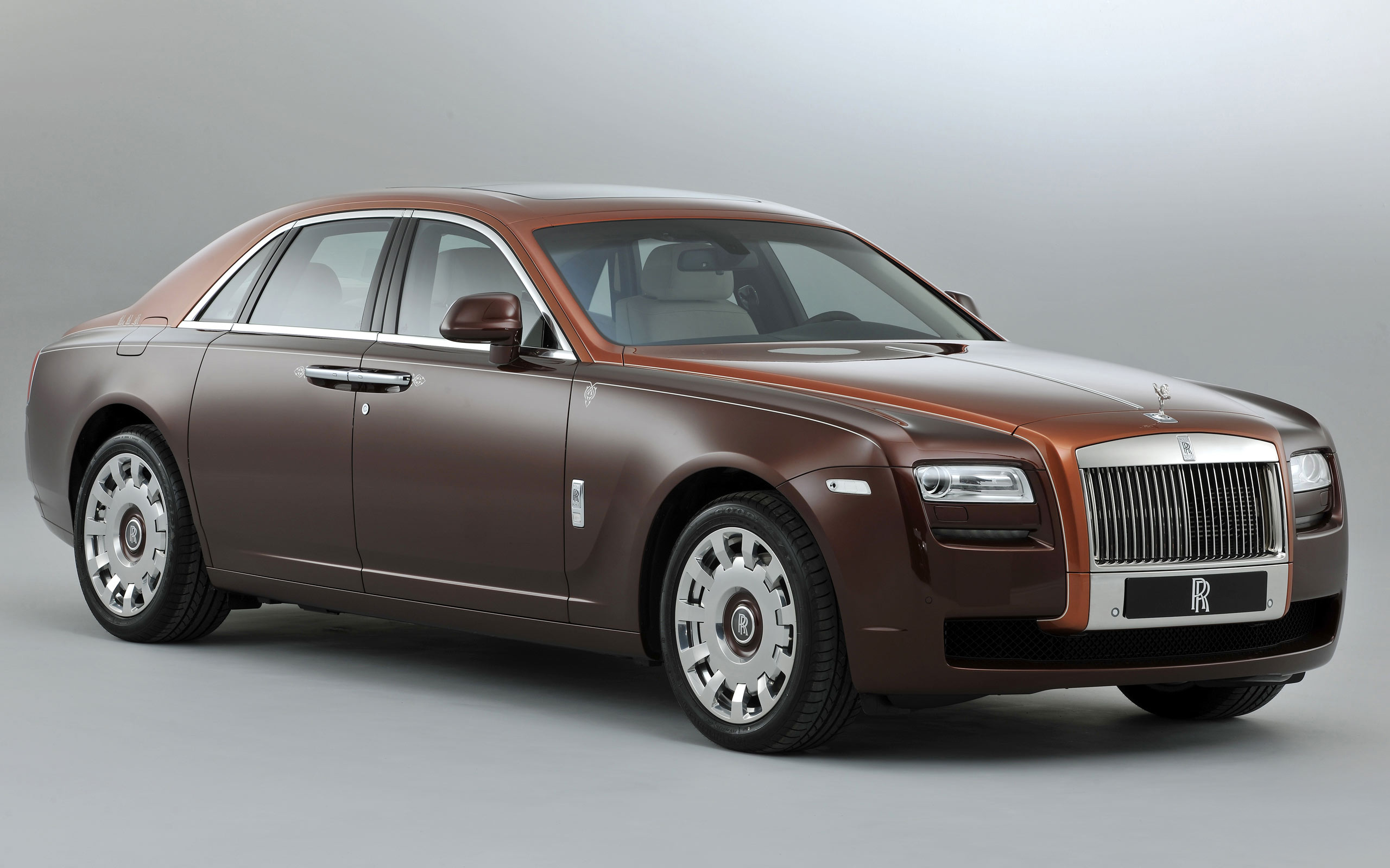lucy nine Royal Royals Car Wallpapers Latest 2011 HD Wallpapers